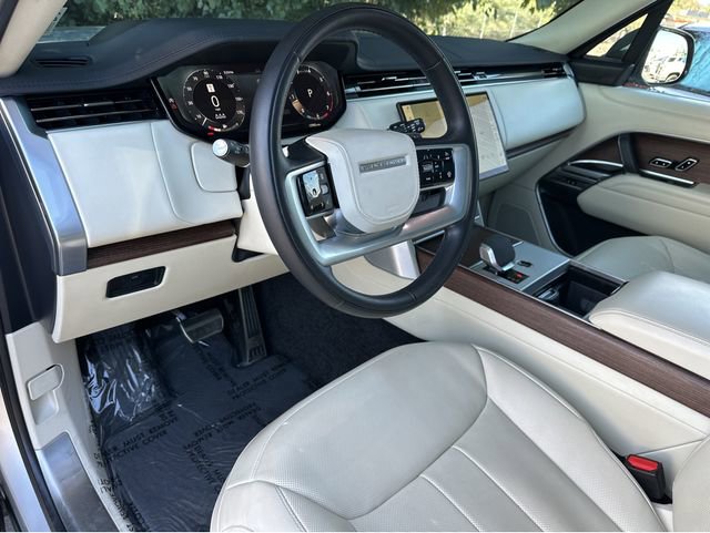 Used 2024 Land Rover Range Rover SE image 24