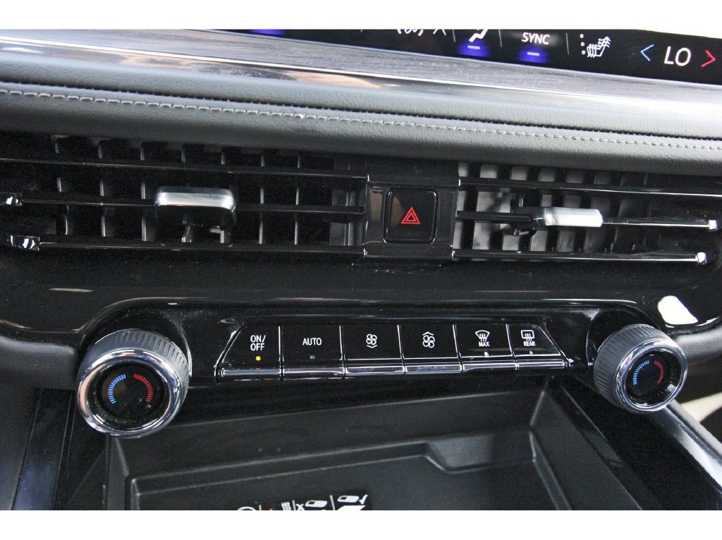 Used 2025 Chevrolet Tahoe LT RWD image 25