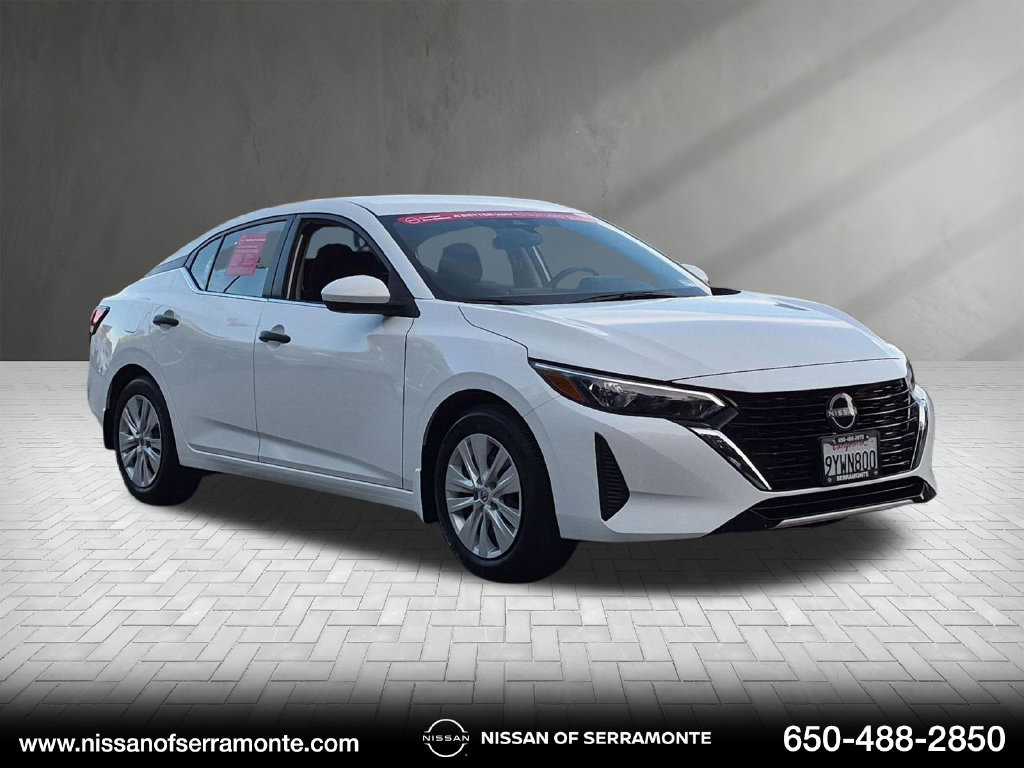 Used 2025 Nissan Sentra S FWD image 1