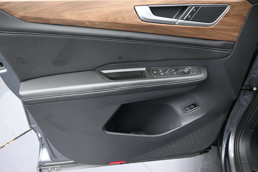 Used 2024 Volkswagen Atlas SE FWD image 10