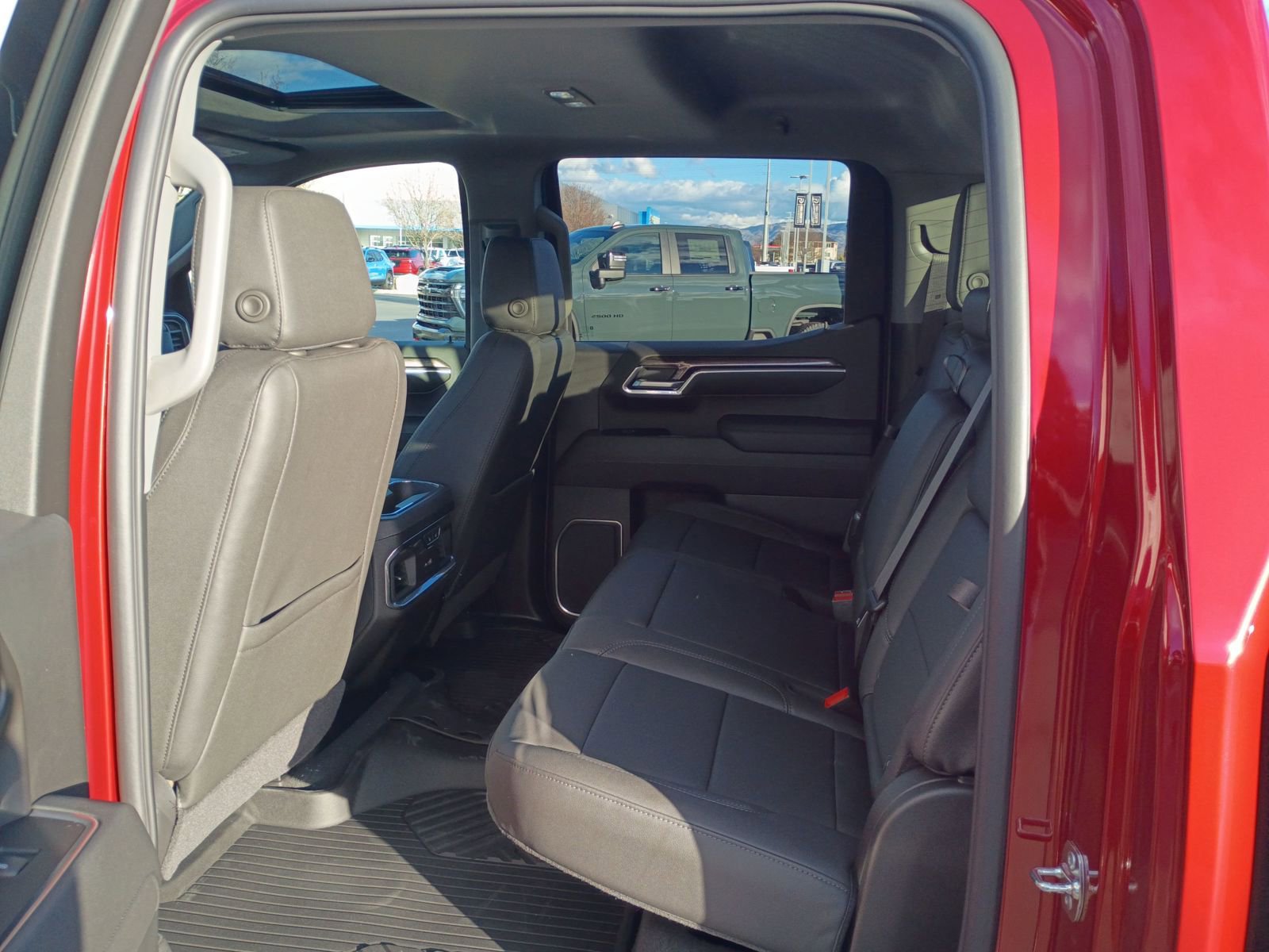 New 2026 Chevrolet Silverado 1500 LTZ w/ LTZ Premium Package image 26