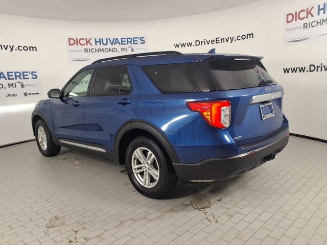 Used 2020 Ford Explorer XLT w/ Class III Trailer Tow Package image 6