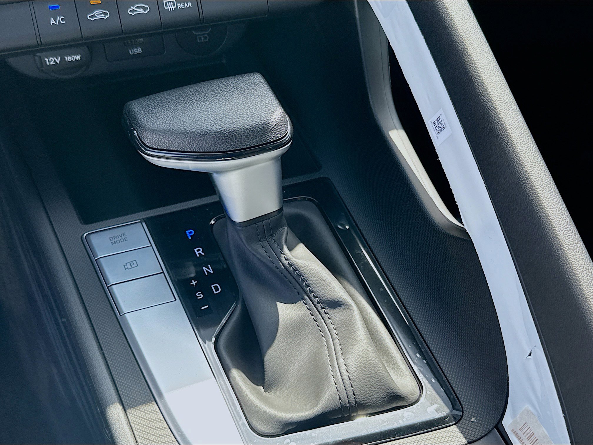 New 2026 Hyundai Elantra SE FWD image 13