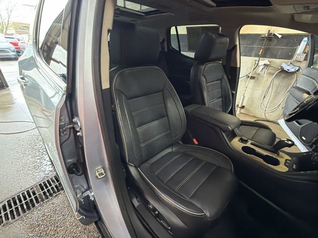 Used 2017 GMC Acadia Denali w/ Technology Package image 27