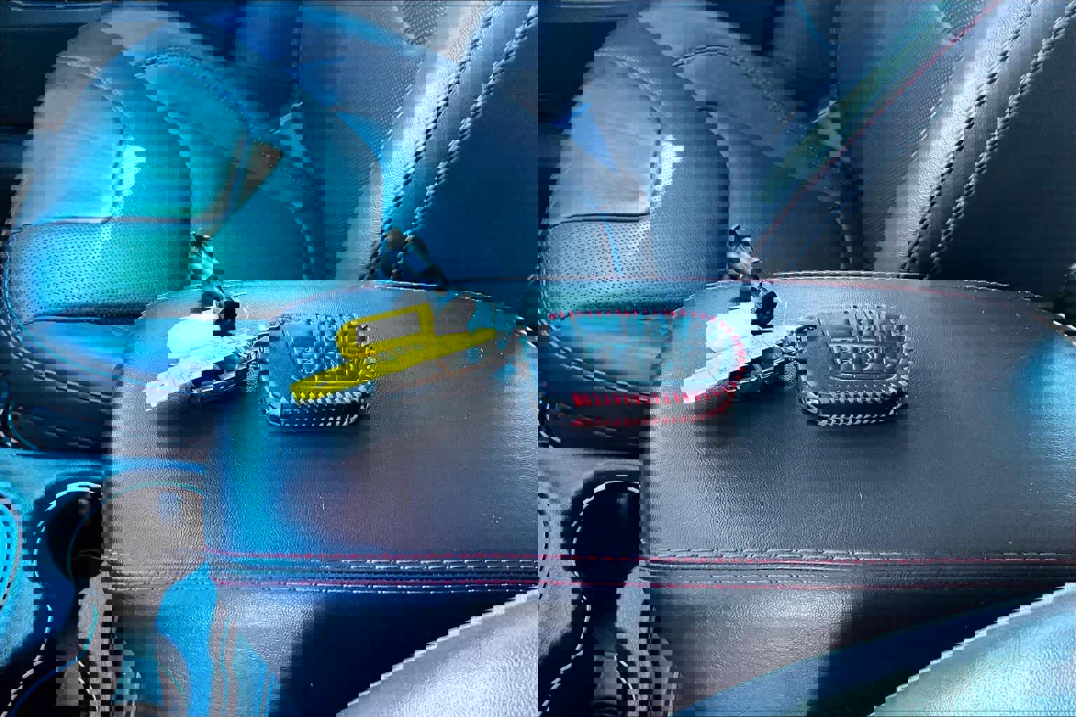 Used 2015 Jeep Cherokee Trailhawk w/ Comfort/Convenience Group image 15