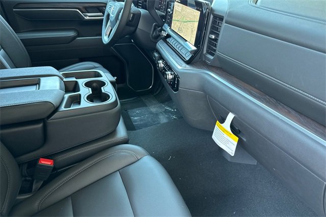 New 2026 GMC Sierra 1500 SLT w/ Max Trailering Package image 17
