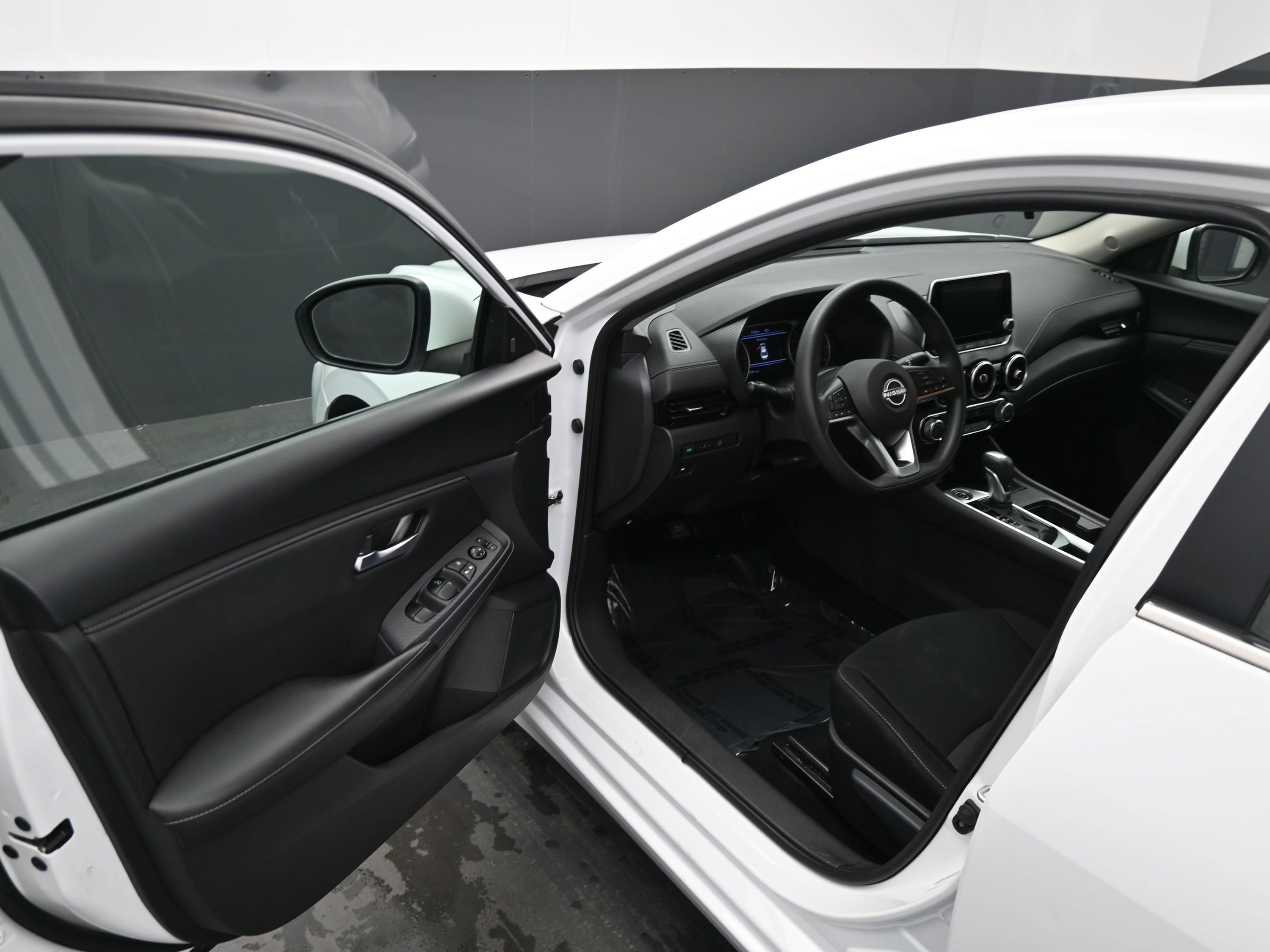 Used 2024 Nissan Sentra SV image 18