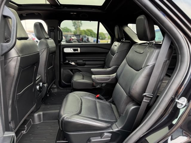 Used 2023 Ford Explorer ST w/ Technology Package AWD/4WD image 15