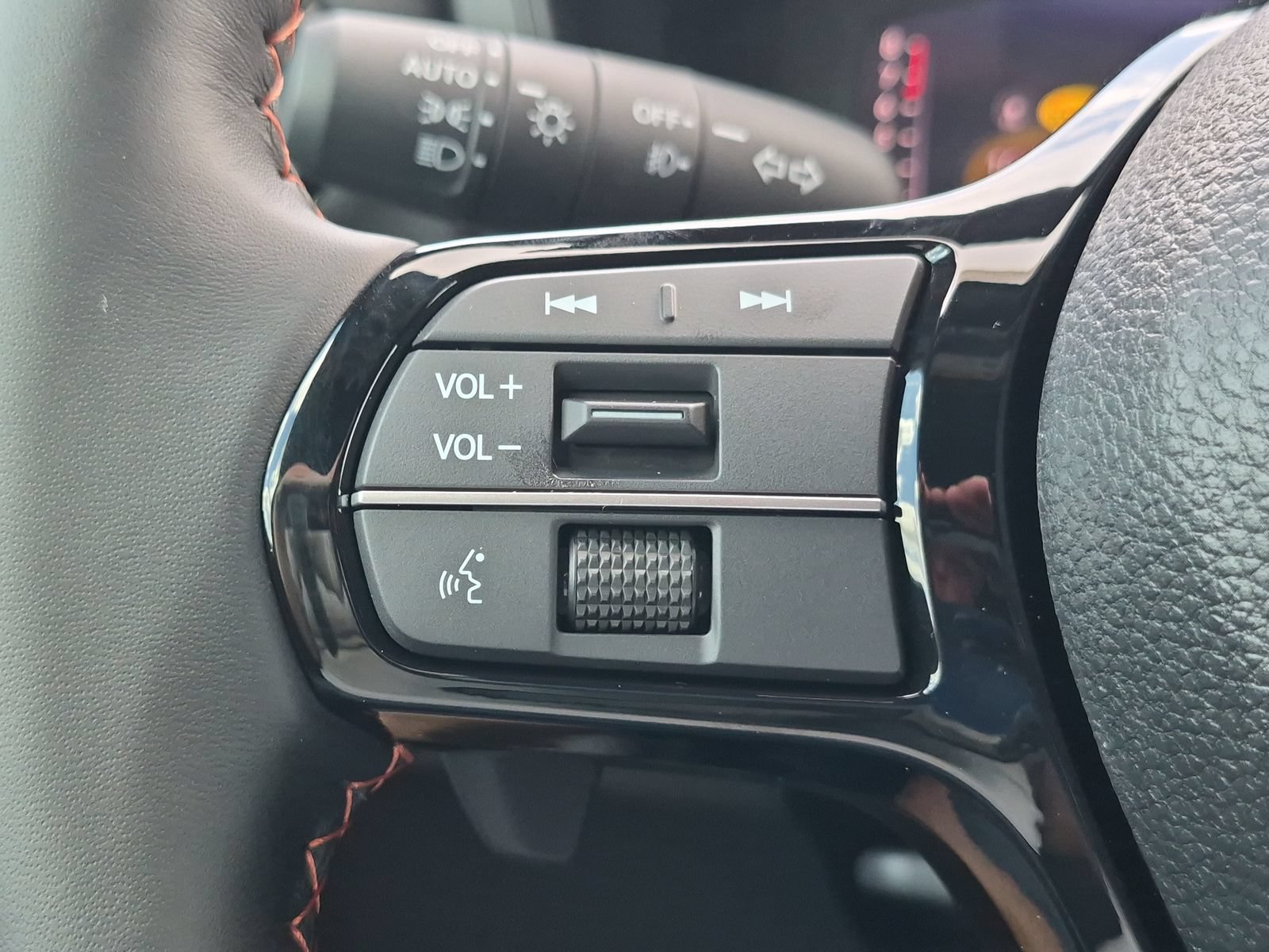 New 2026 Honda Pilot Sport image 13