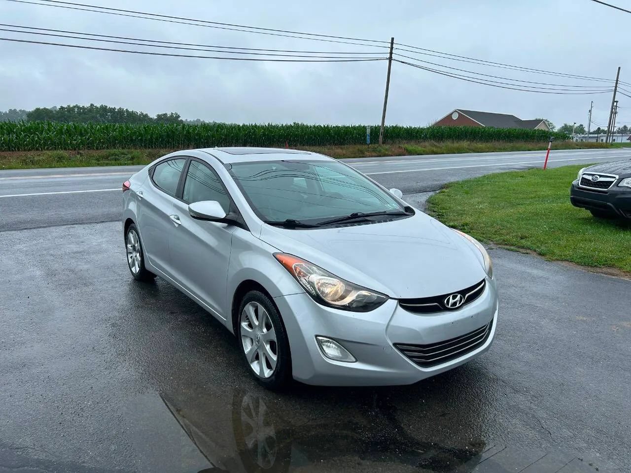 Used 2013 Hyundai Elantra Limited FWD image 3
