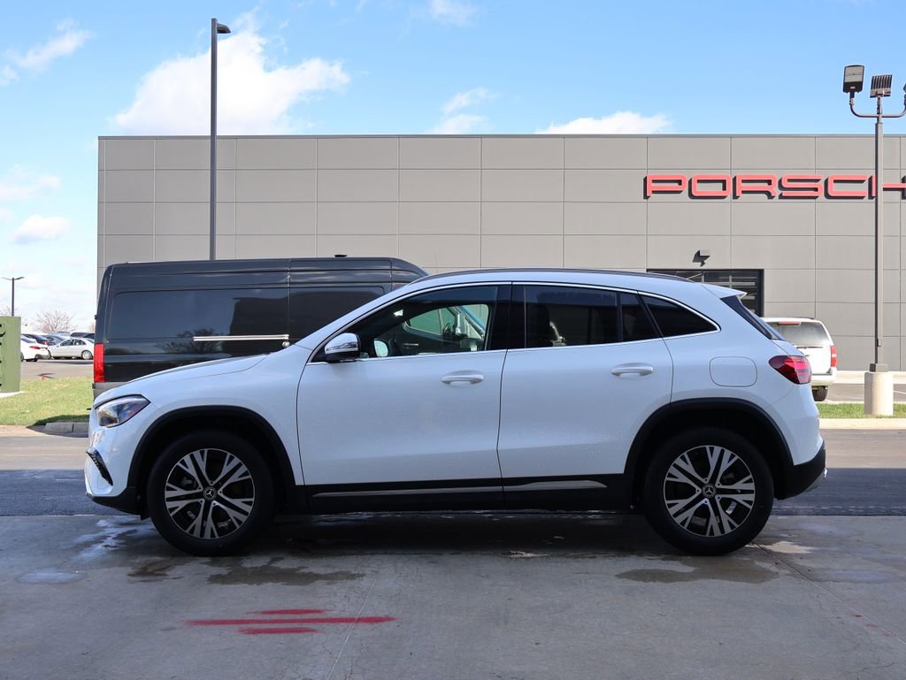 Certified 2025 Mercedes-Benz GLA 250 4MATIC image 4