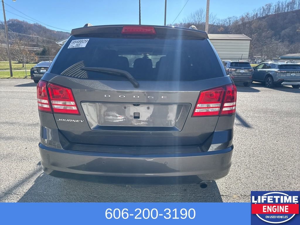 Used 2020 Dodge Journey SE w/ Blacktop Package image 9