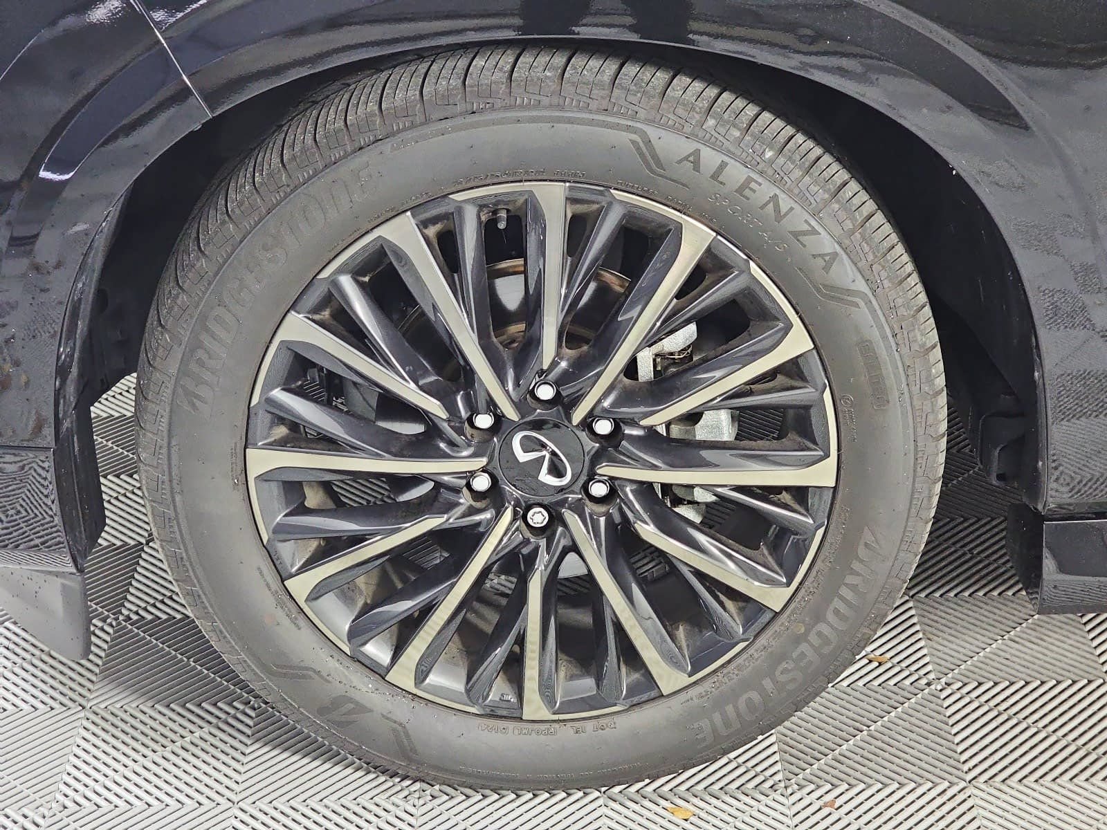 Used 2025 INFINITI QX80 Autograph AWD/4WD image 10
