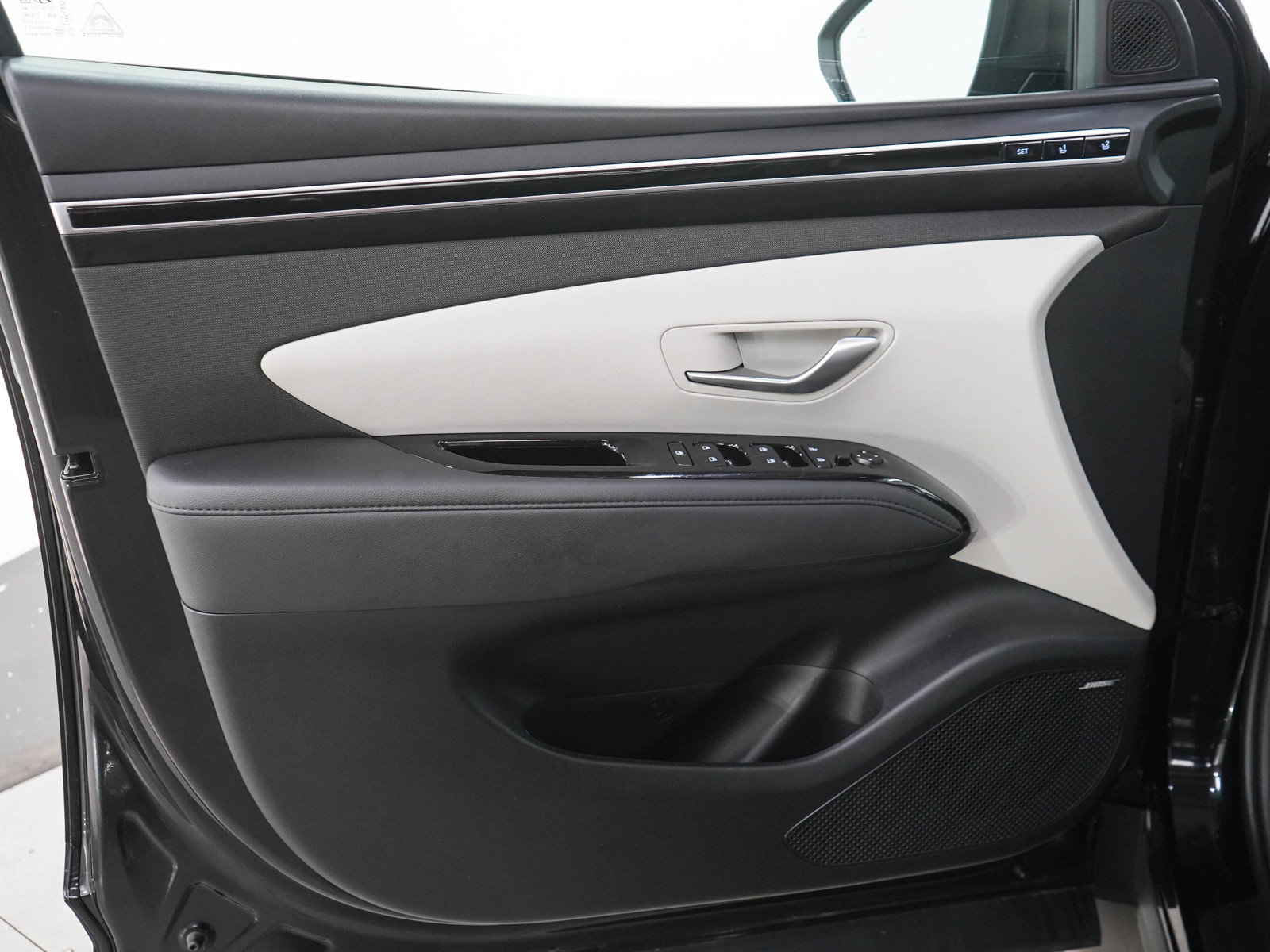 Used 2024 Hyundai Tucson Limited AWD/4WD image 20
