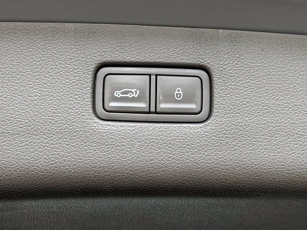 Used 2025 Genesis GV80 2.5T Standard AWD/4WD image 35