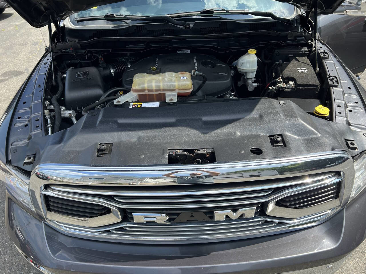 Used 2016 RAM 1500 Limited image 32