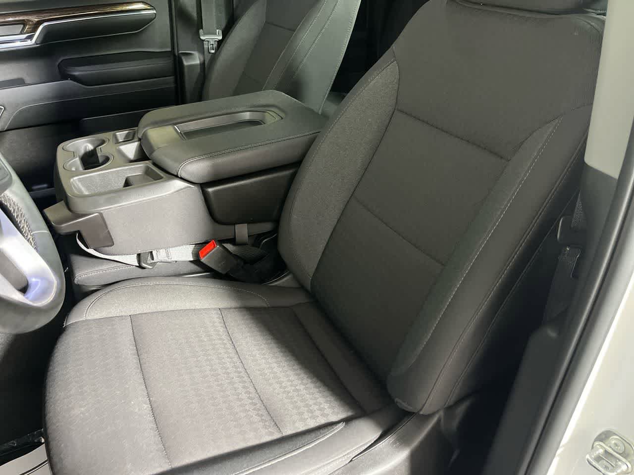 Used 2024 GMC Sierra 1500 Elevation image 15