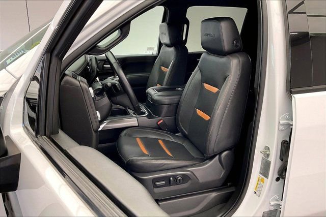 Used 2022 GMC Sierra 2500 AT4 image 17