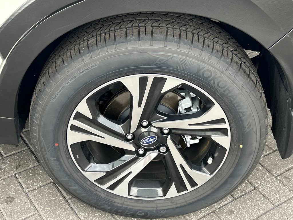 Certified 2025 Subaru Crosstrek 2.0i Premium image 31