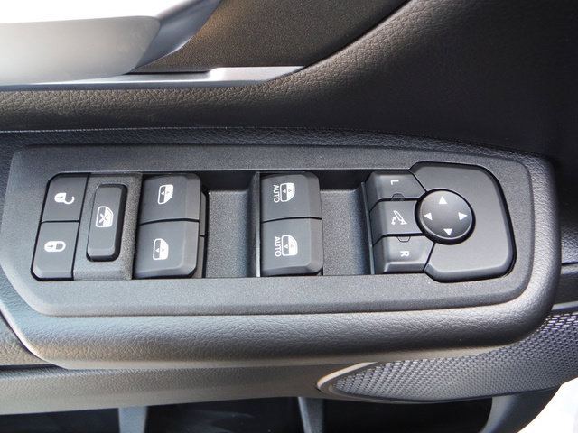 New 2027 RAM 1500 4x4 Crew Cab image 21
