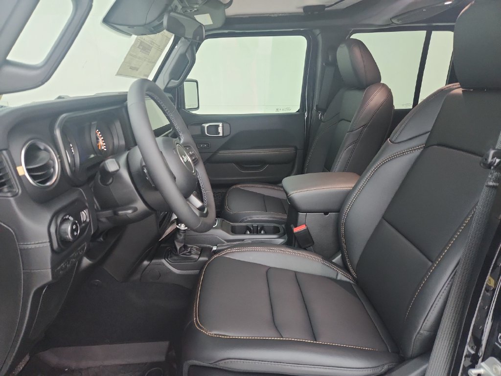 New 2026 Jeep Gladiator Sport AWD/4WD image 18