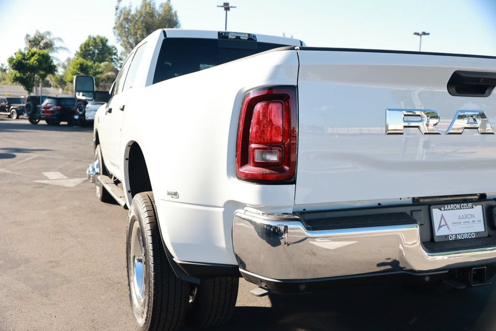New 2026 RAM 3500 Tradesman AWD/4WD image 13