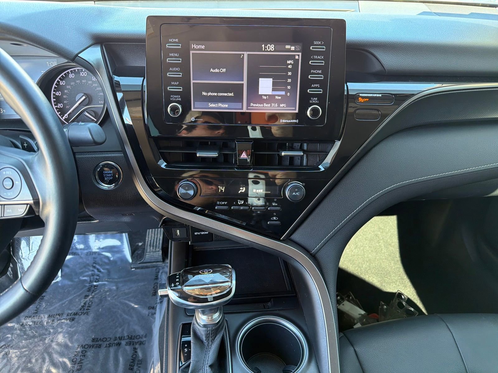 Used 2021 Toyota Camry SE w/ Convenience Package image 17