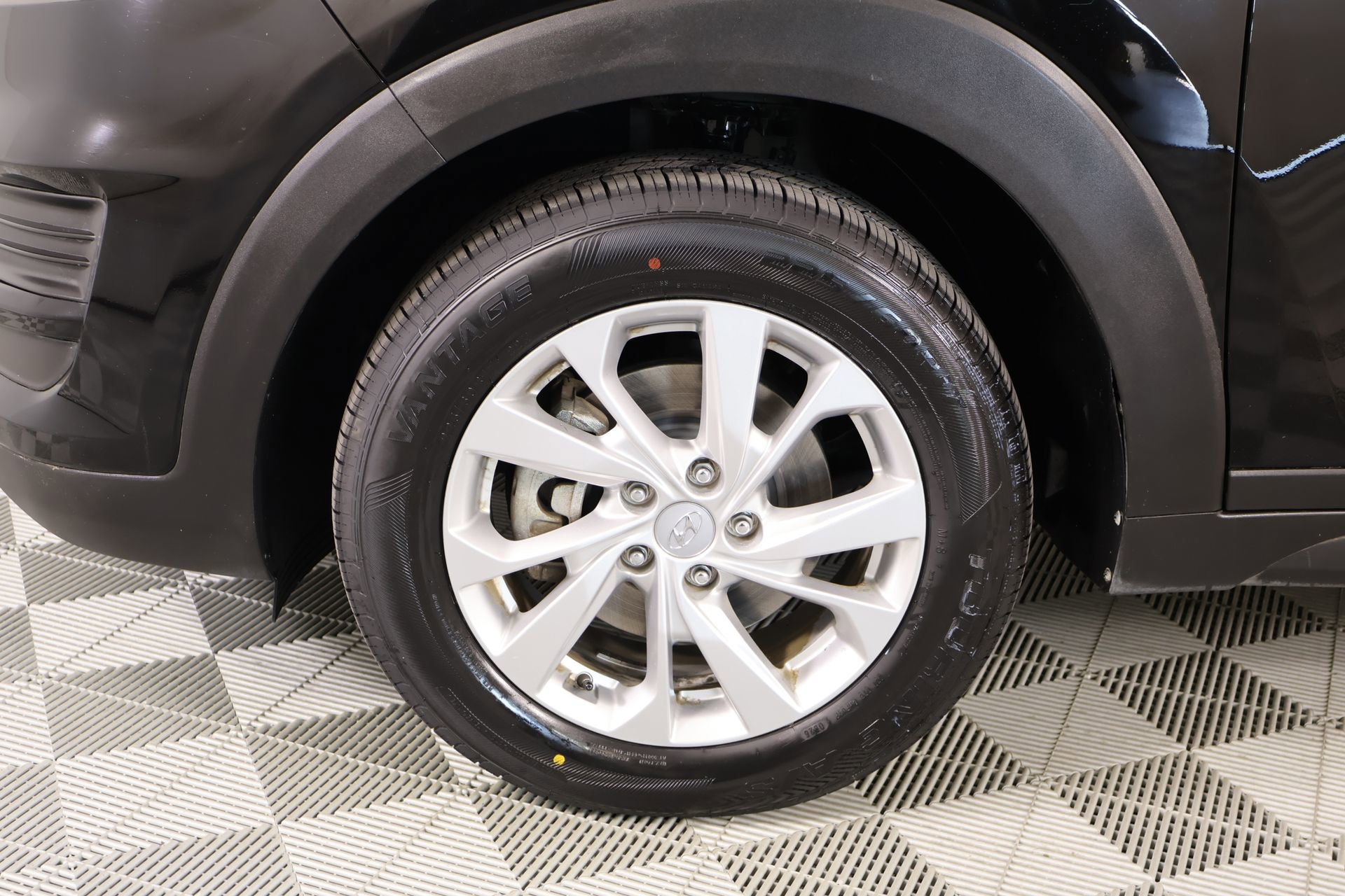 Used 2021 Hyundai Tucson Value FWD image 17