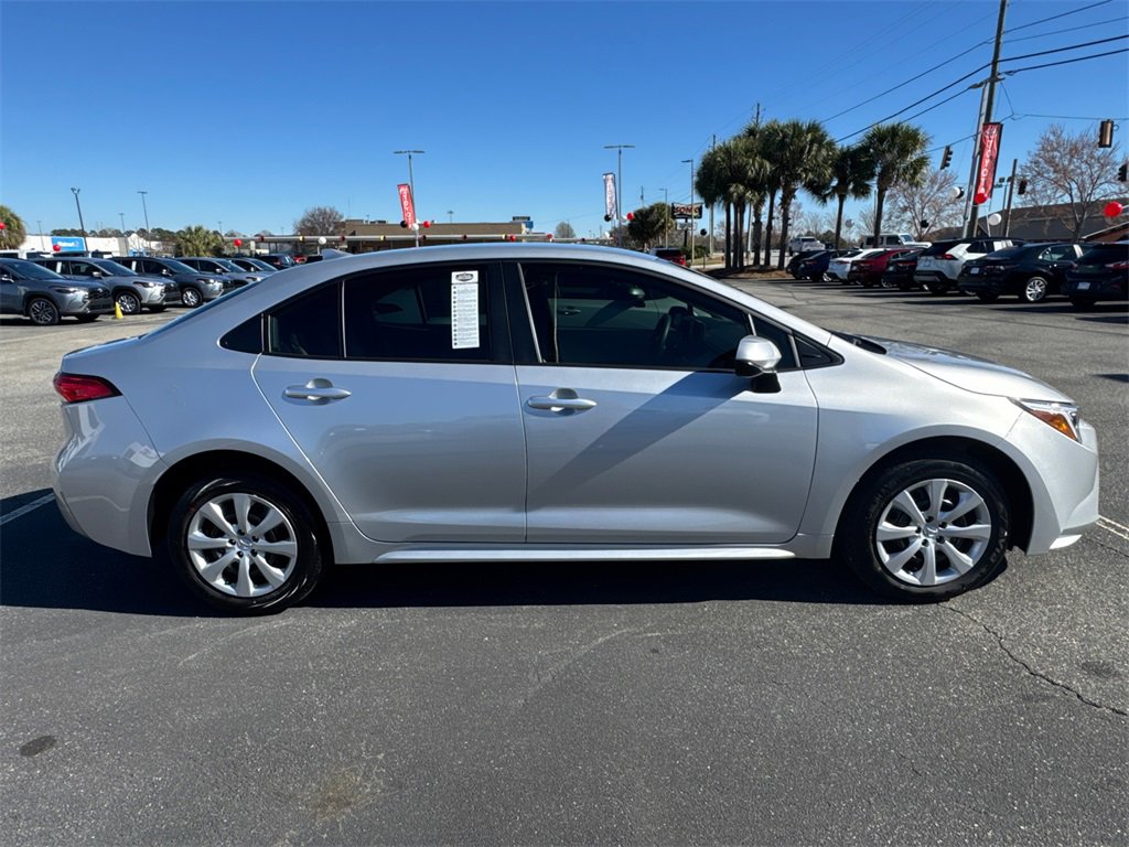 New 2026 Toyota Corolla LE image 2