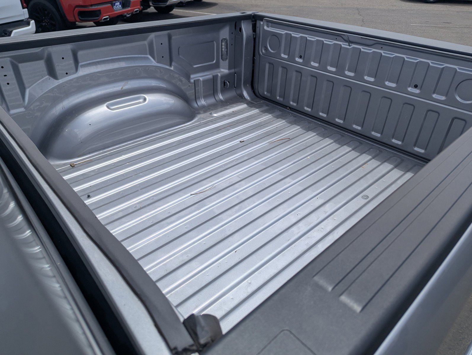 Used 2025 RAM 1500 Laramie w/ Trailer Tow Group AWD/4WD image 8