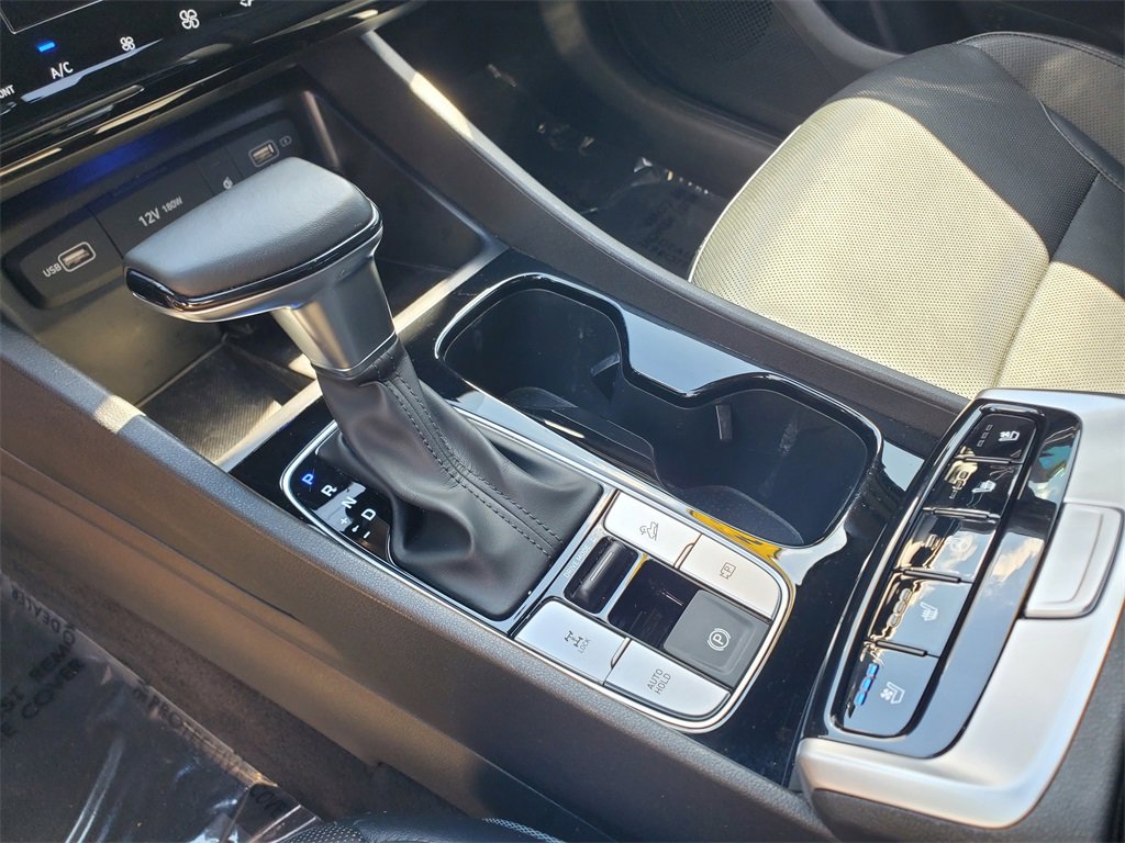 Used 2022 Hyundai Santa Cruz Limited image 33