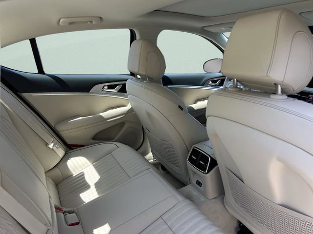 Used 2026 Genesis G70 2.5T Prestige image 21