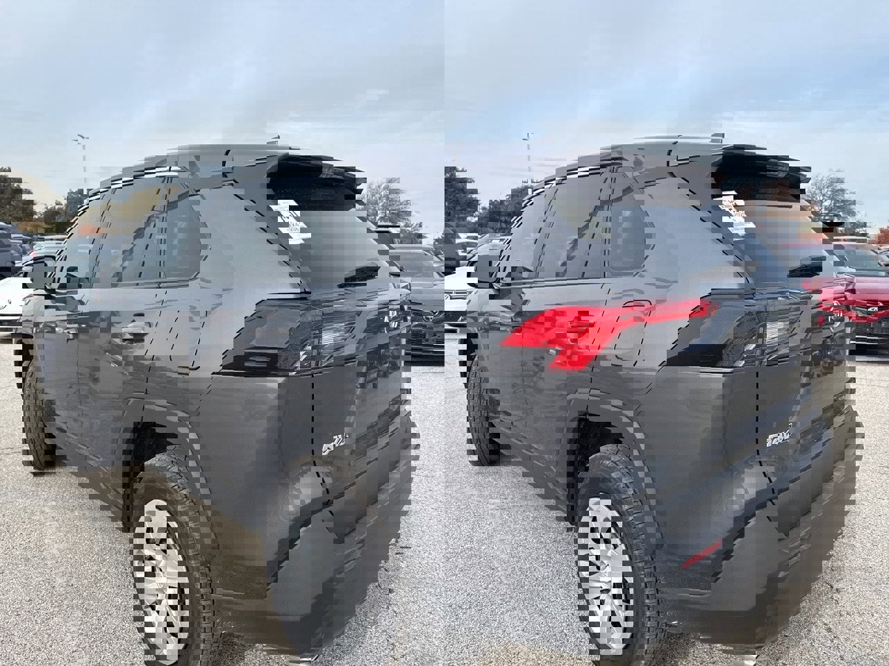 Used 2025 Toyota RAV4 LE image 7