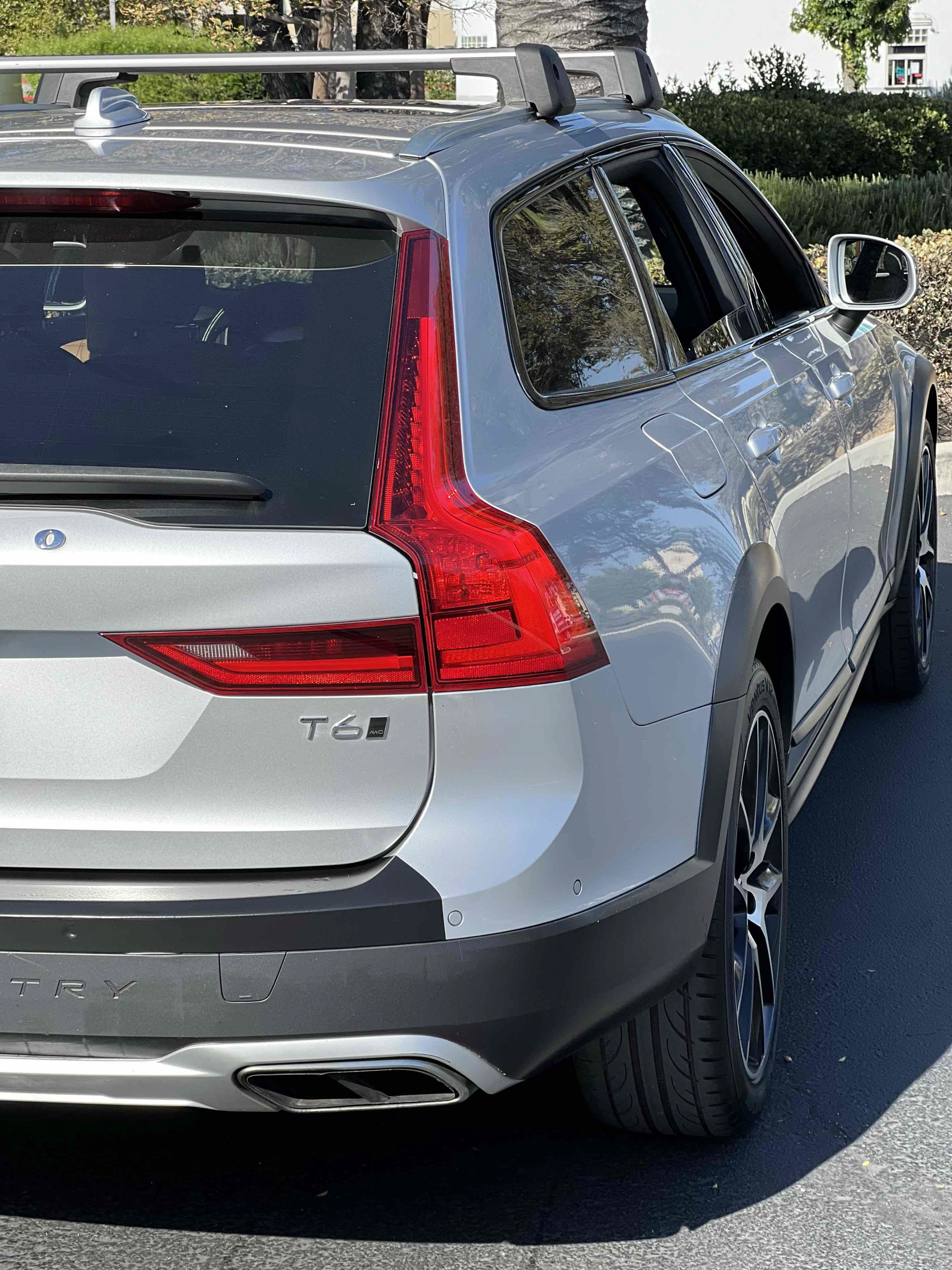 Used 2020 Volvo V90 T6 Cross Country AWD/4WD image 49