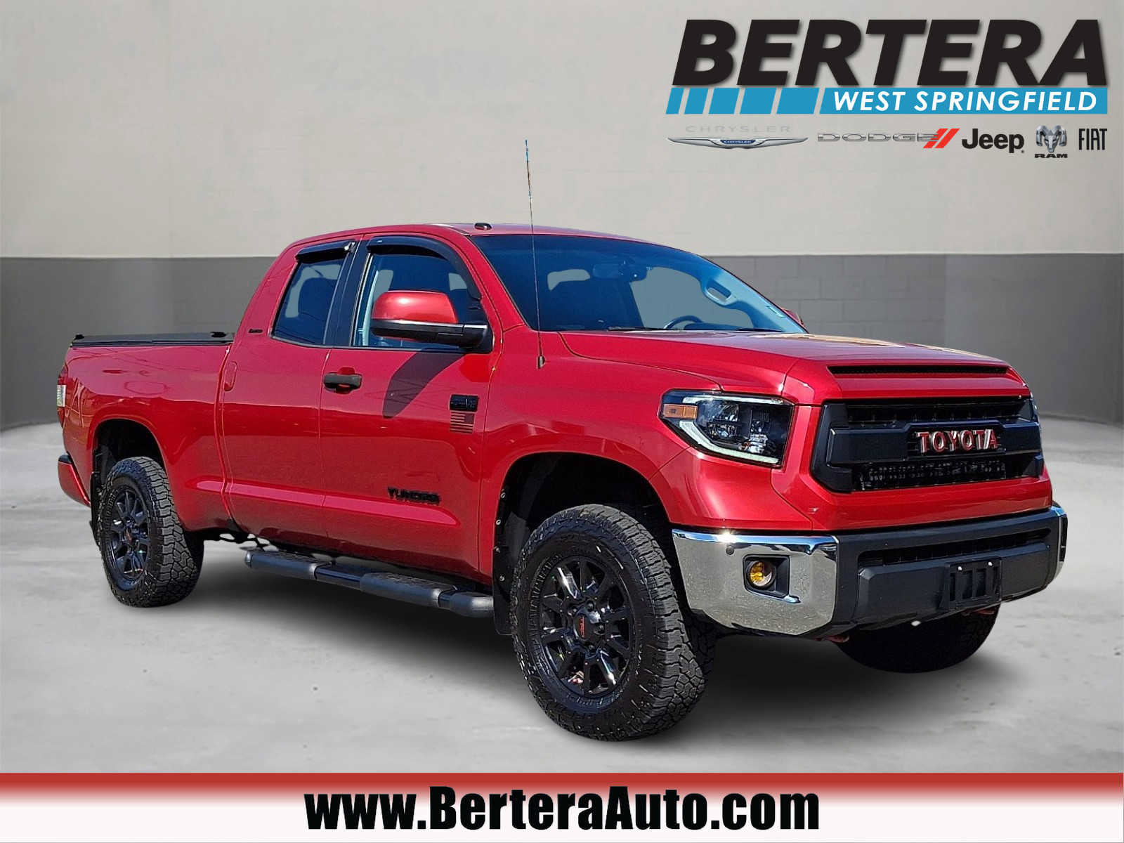 Used 2016 Toyota Tundra Limited w/ Limited Premium Package