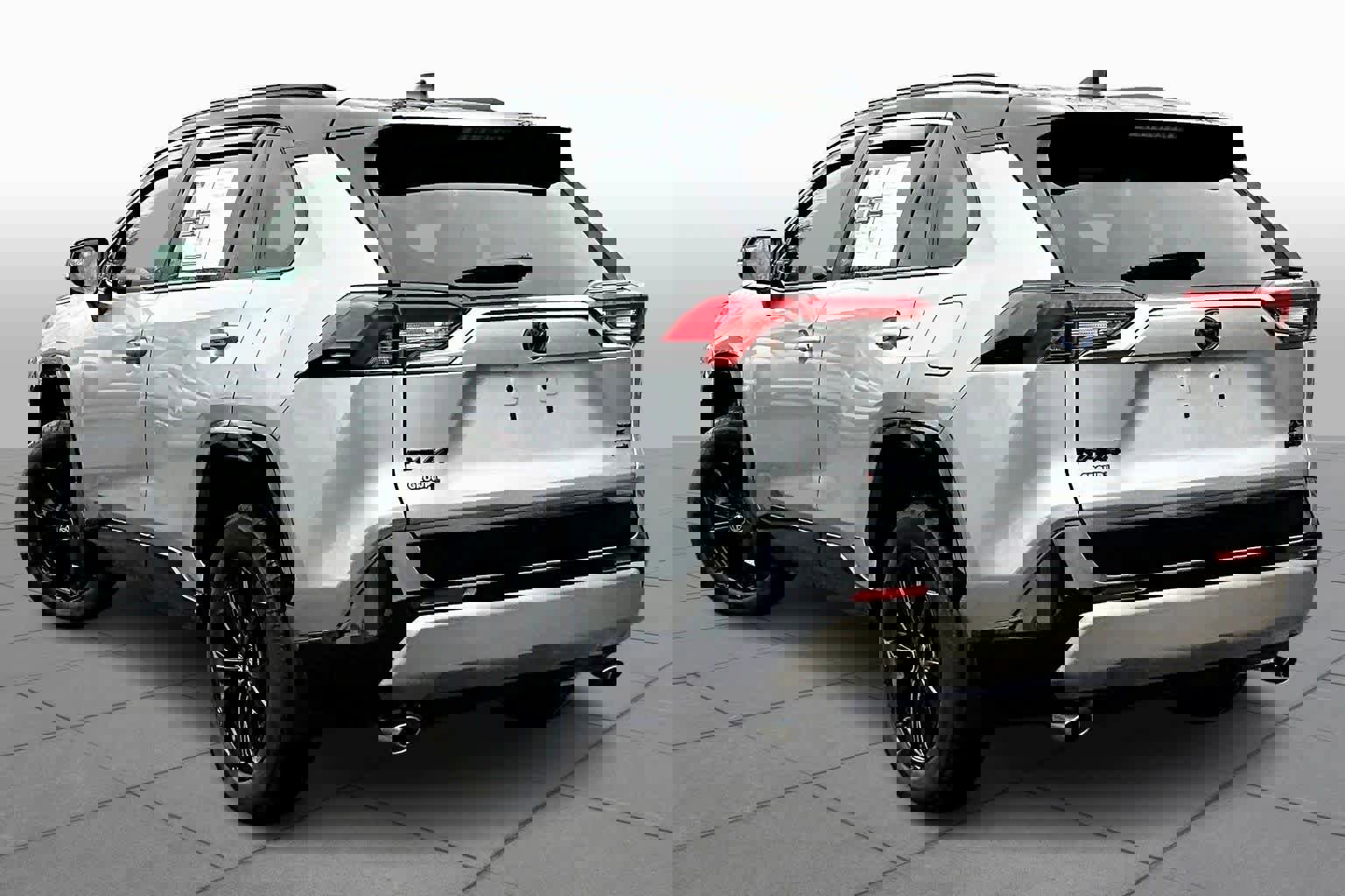 Used 2024 Toyota RAV4 XSE w/ Advanced Technology Package image 12