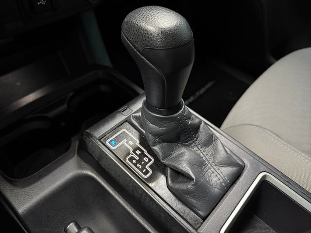 Used 2023 Toyota Tacoma SR AWD/4WD image 22