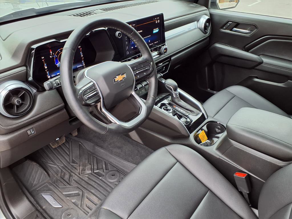 Used 2023 Chevrolet Colorado LT w/ LT Convenience Package III image 12