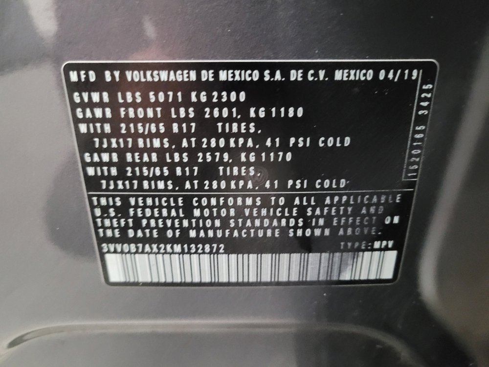 Used 2019 Volkswagen Tiguan S image 33