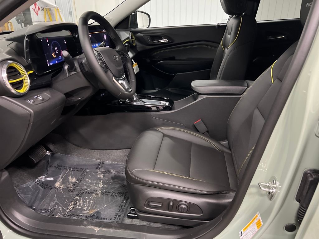New 2026 Chevrolet Trax ACTIV w/ Sunroof Package image 12