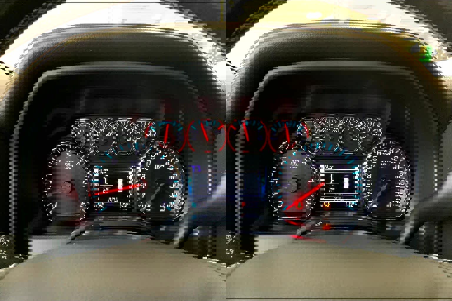 Used 2018 Chevrolet Silverado 1500 High Country image 25