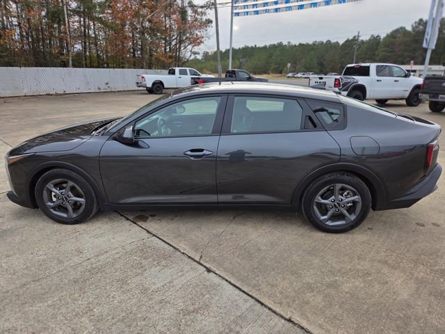 Used 2025 Kia K4 LXS image 2