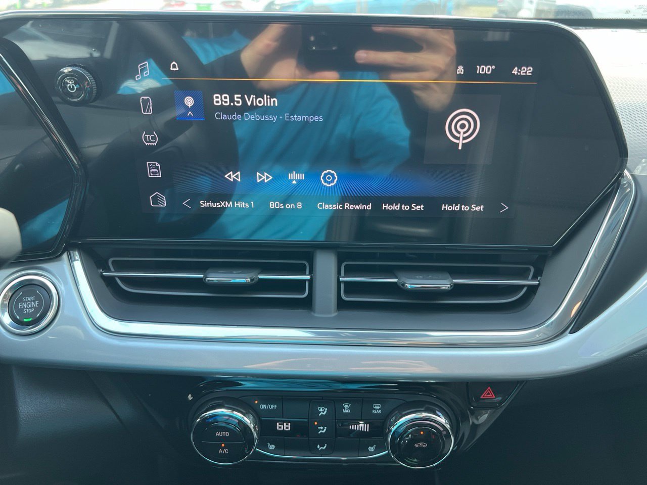 New 2026 Chevrolet Trax LT w/ Driver Confidence Package FWD image 19
