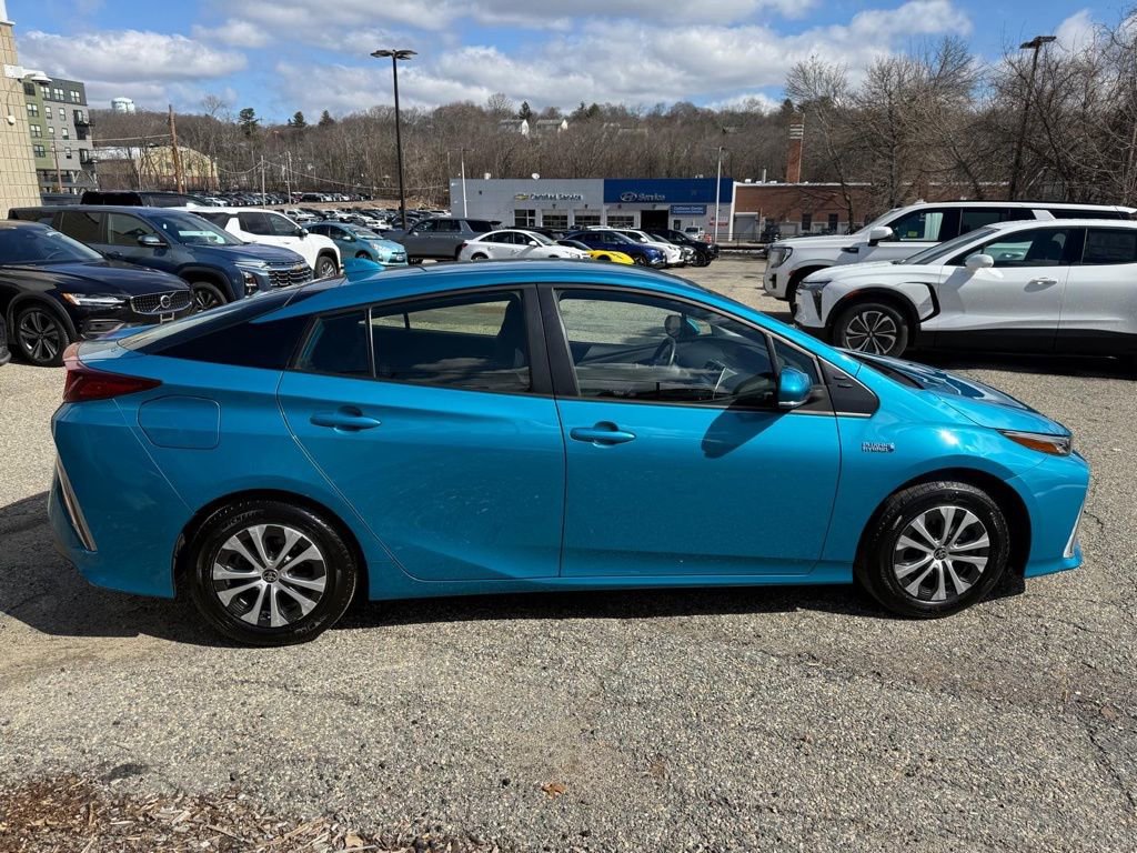 Used 2022 Toyota Prius Prime LE image 7