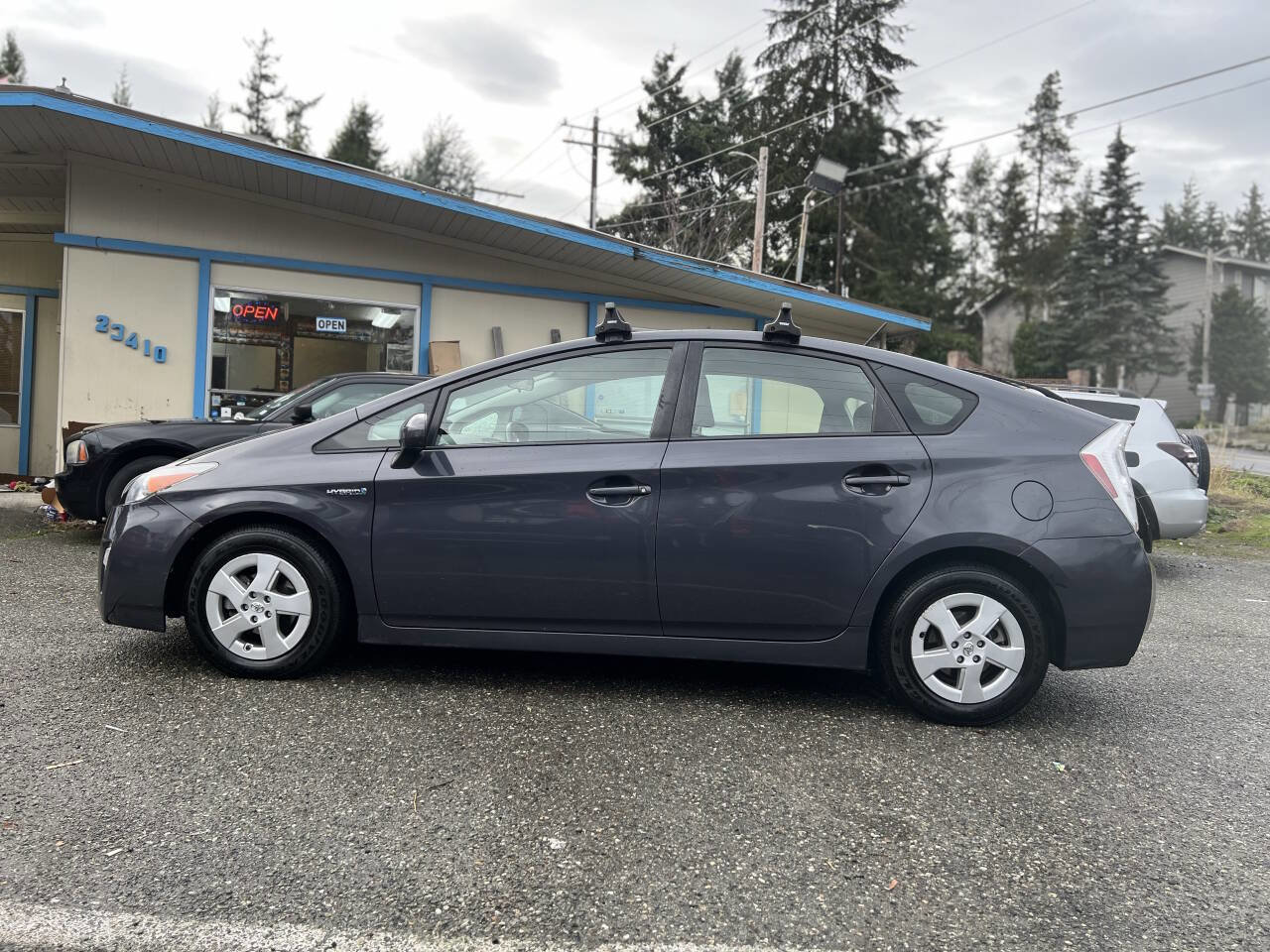 Used 2010 Toyota Prius Three image 8