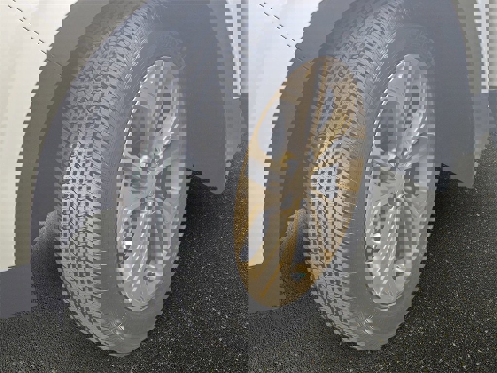 Used 2019 Hyundai Santa Fe Limited image 35