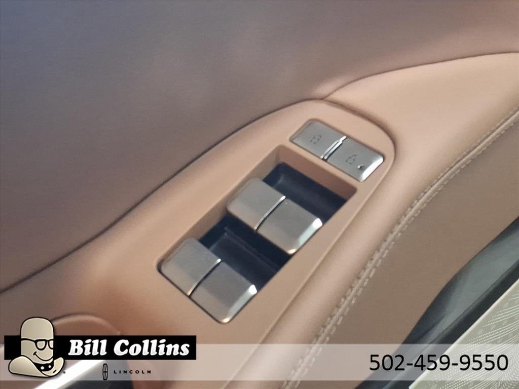 New 2026 Lincoln Navigator Black Label image 10