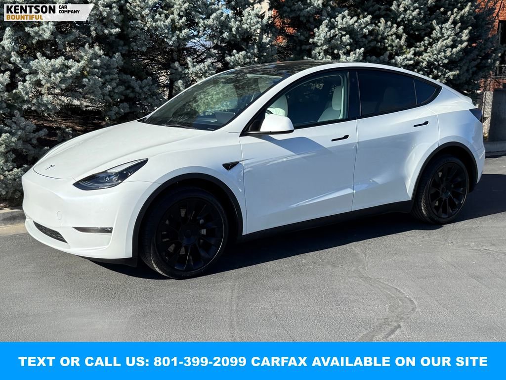 Used 2023 Tesla Model Y Long Range image 1