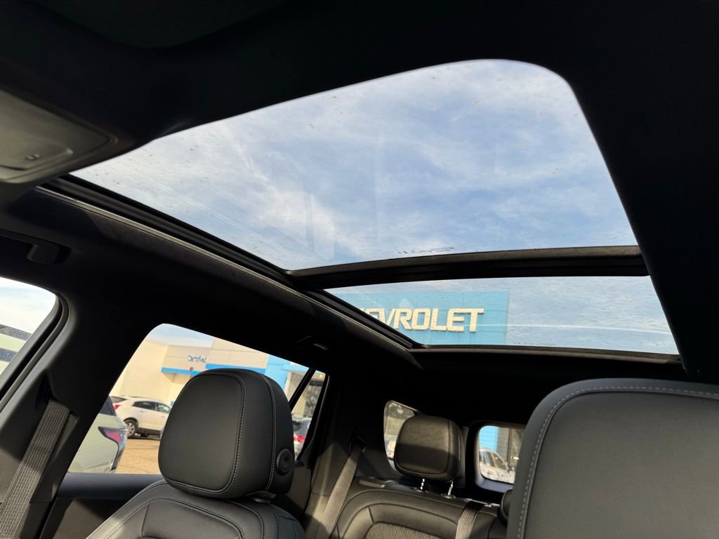 New 2026 Chevrolet Equinox LT w/ Convenience Package II image 29