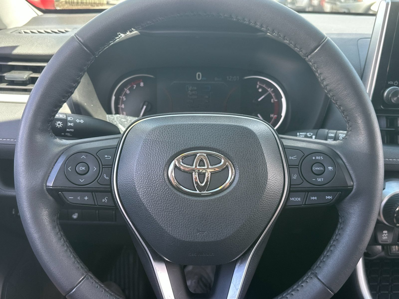 Used 2023 Toyota RAV4 XLE w/ XLE Grade Weather Package AWD/4WD image 23